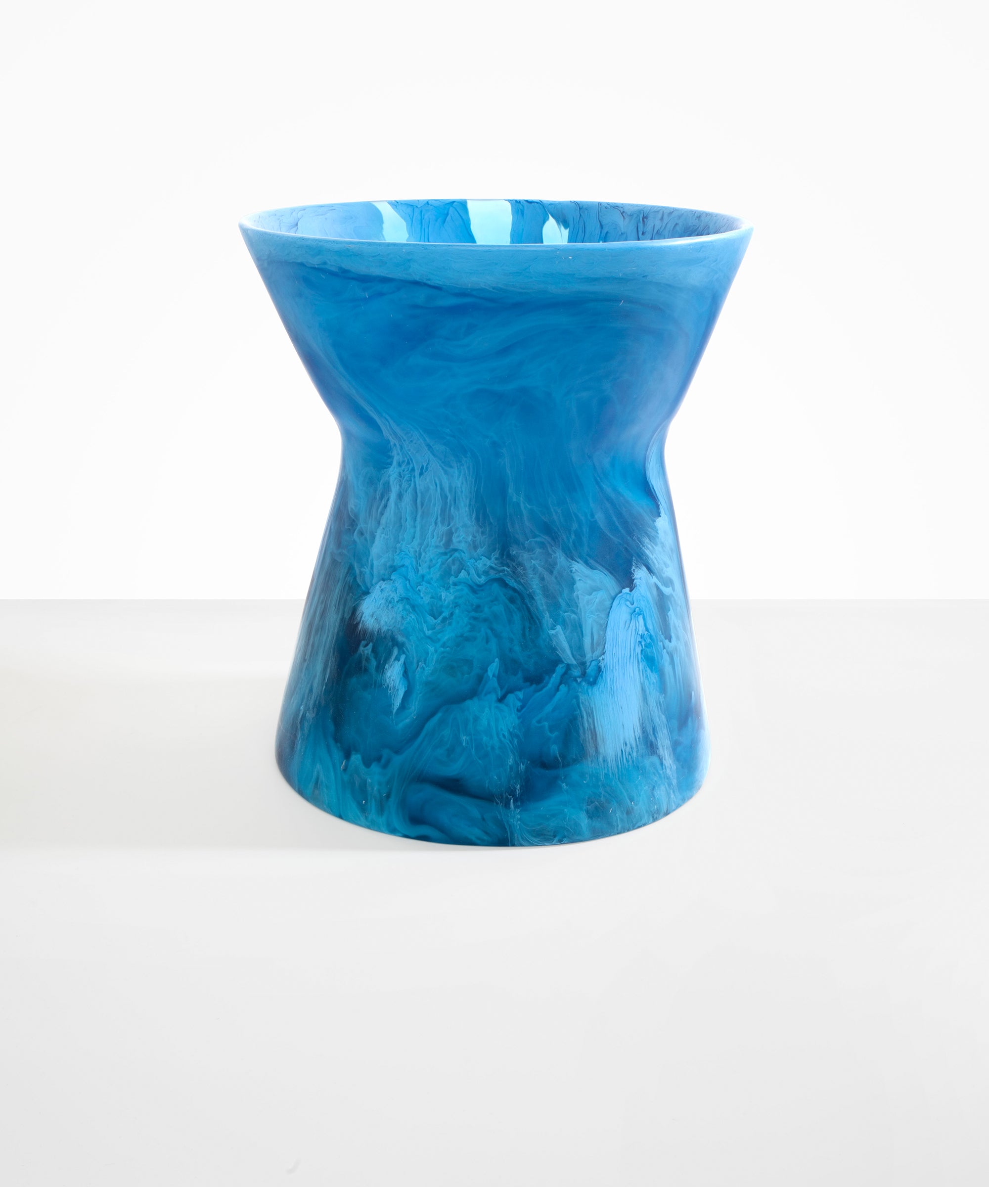 Dinosaur Designs Extra Large Bow Vase in Sky Colour resin.