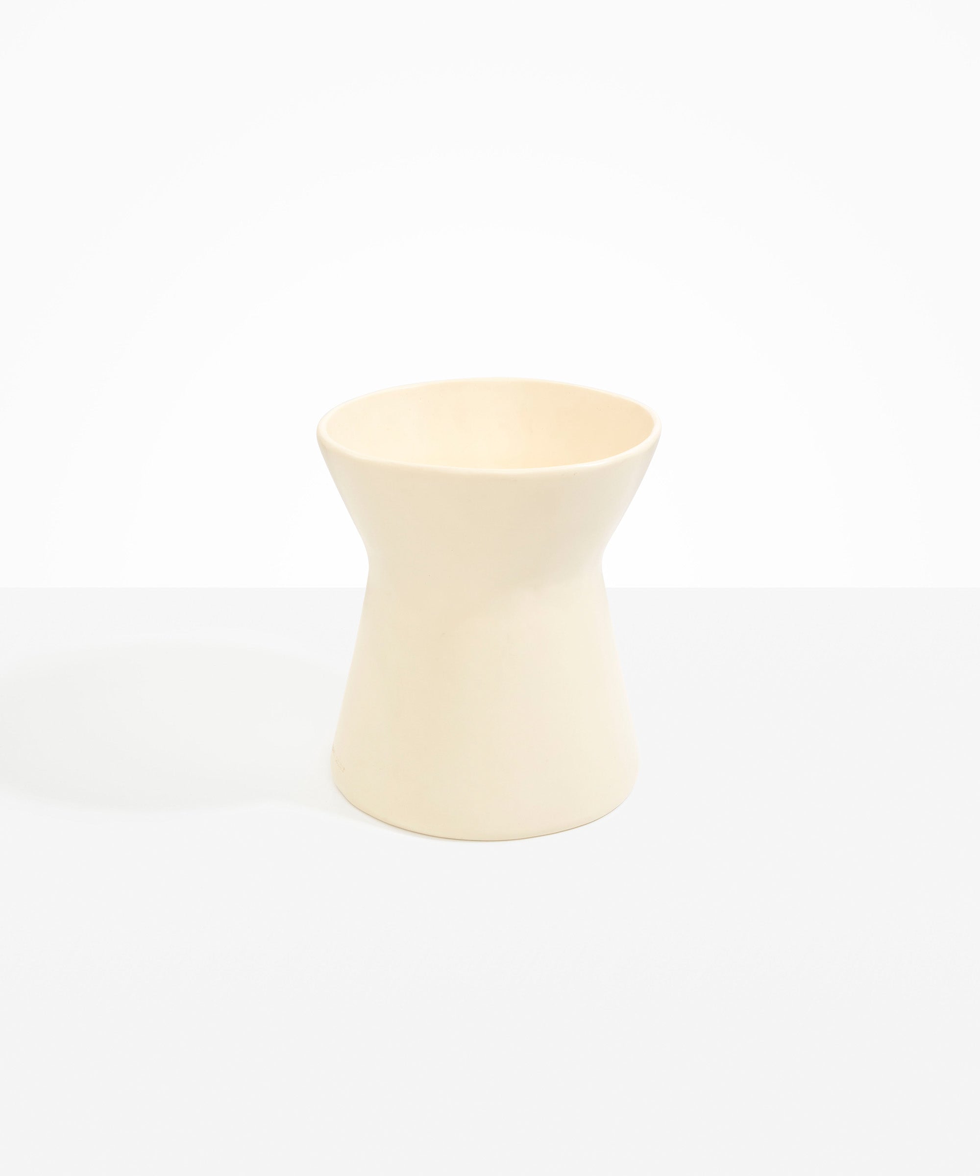 Dinosaur Designs Large Bow Vase in Cream Colour resin
