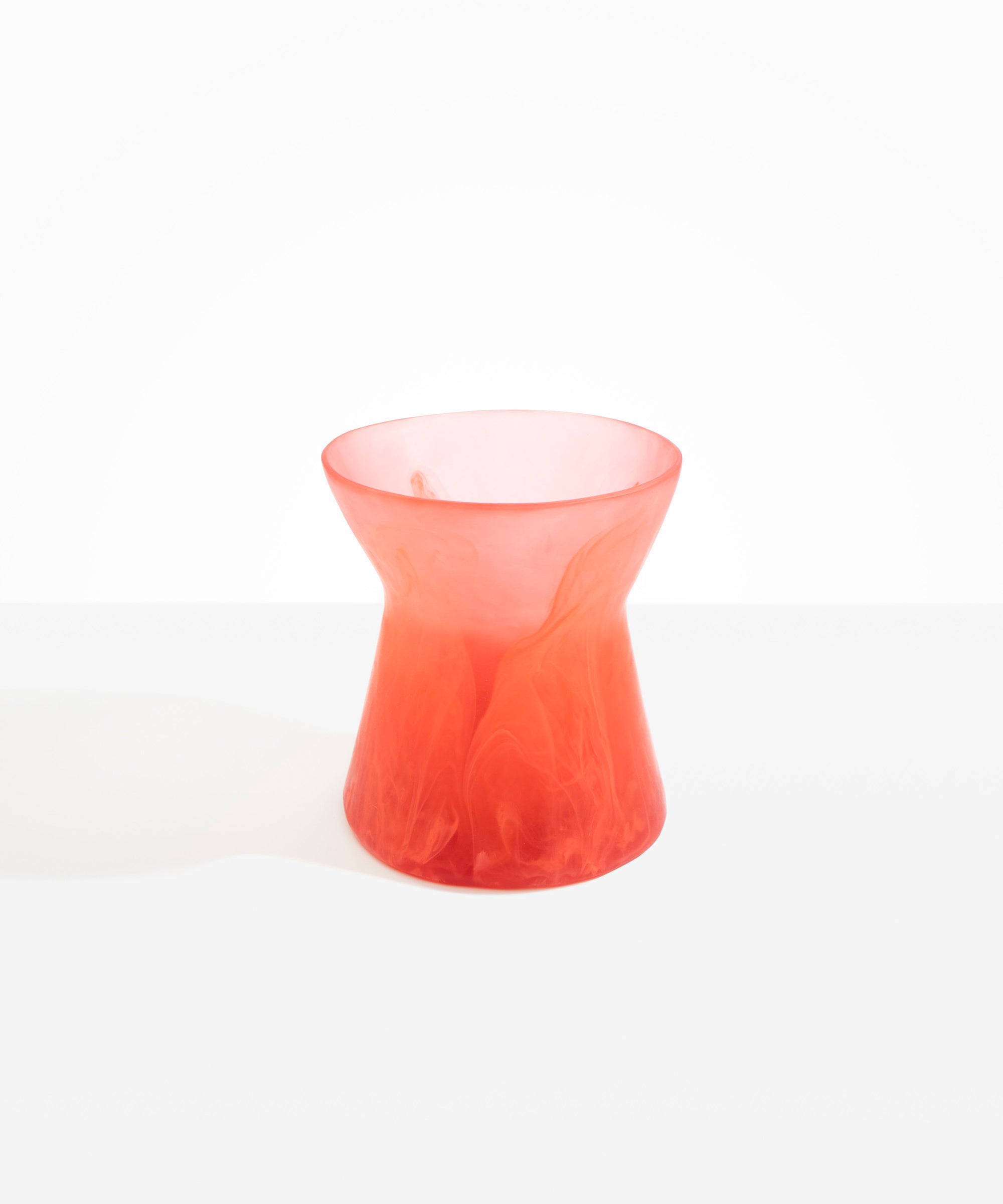 Dinosaur Designs Large Bow Vase in Lychee Colour resin