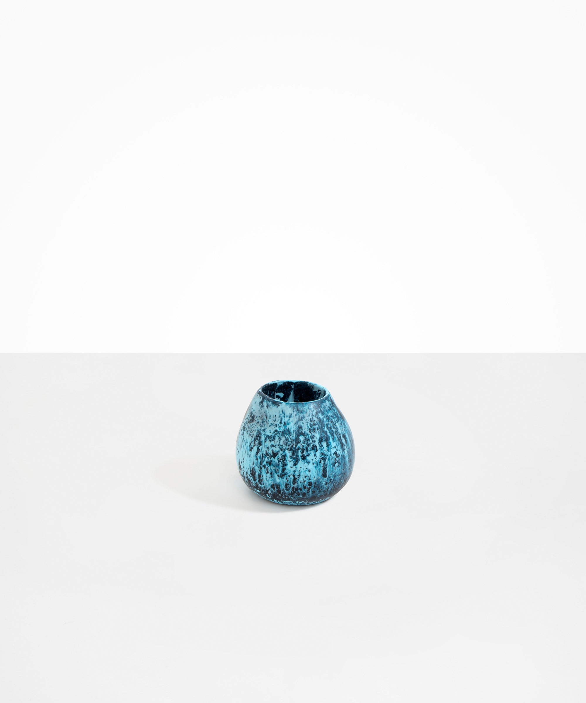 Dinosaur Designs Medium Volcanic Vase in Water Colour resin