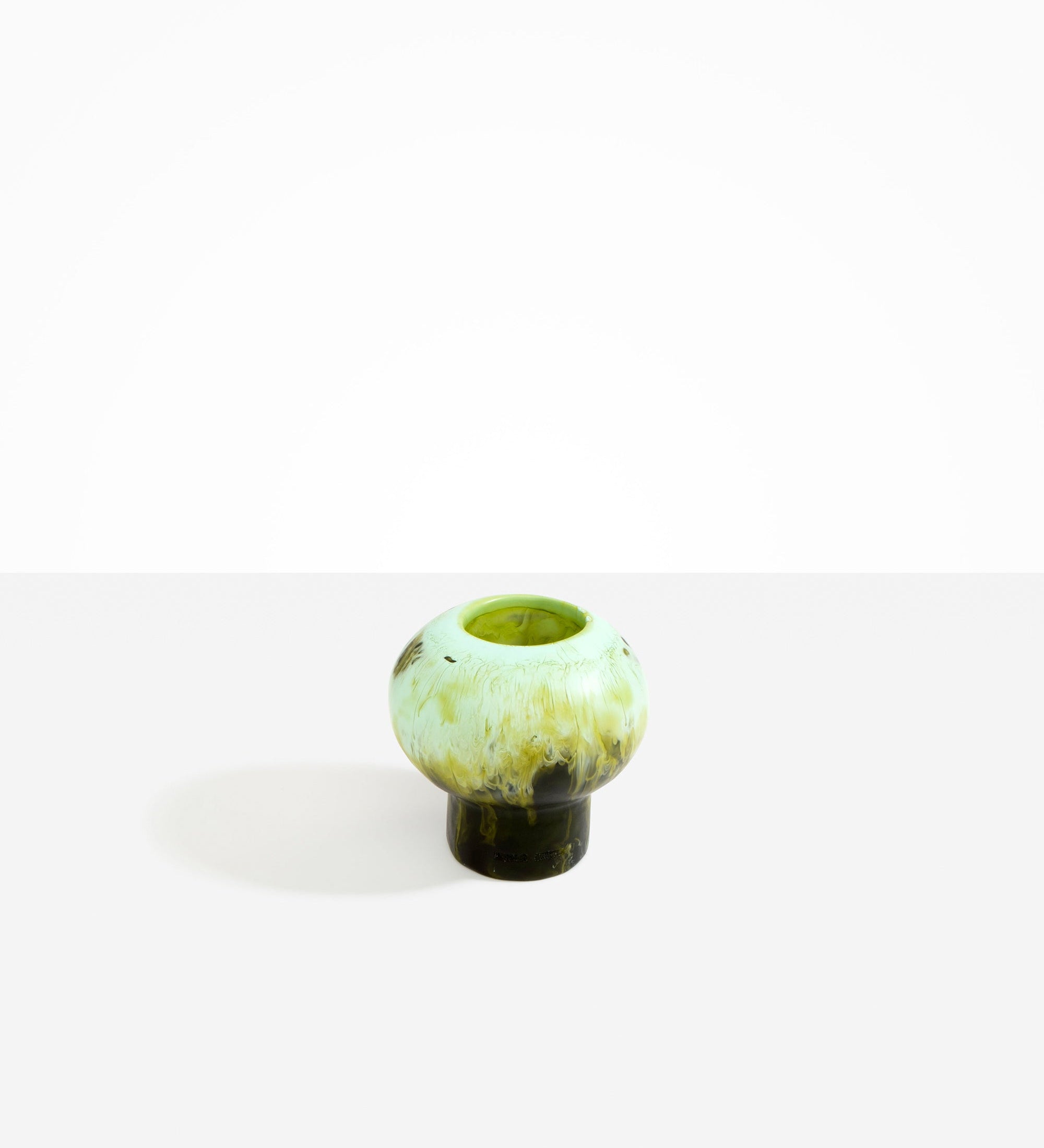 Round Pearl Vase