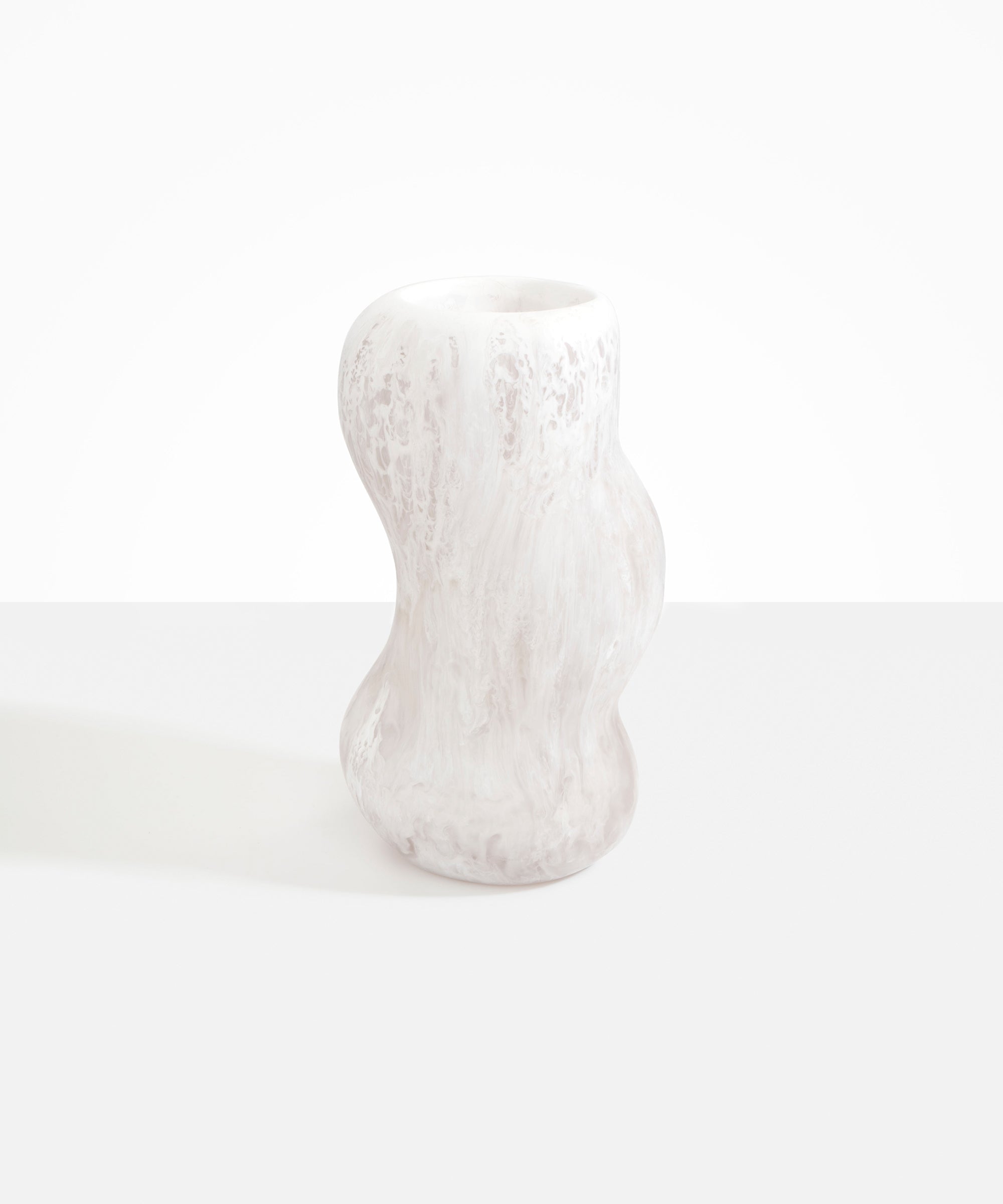 Dinosaur Designs Valley Vase in Snow Swirl Colour resin...