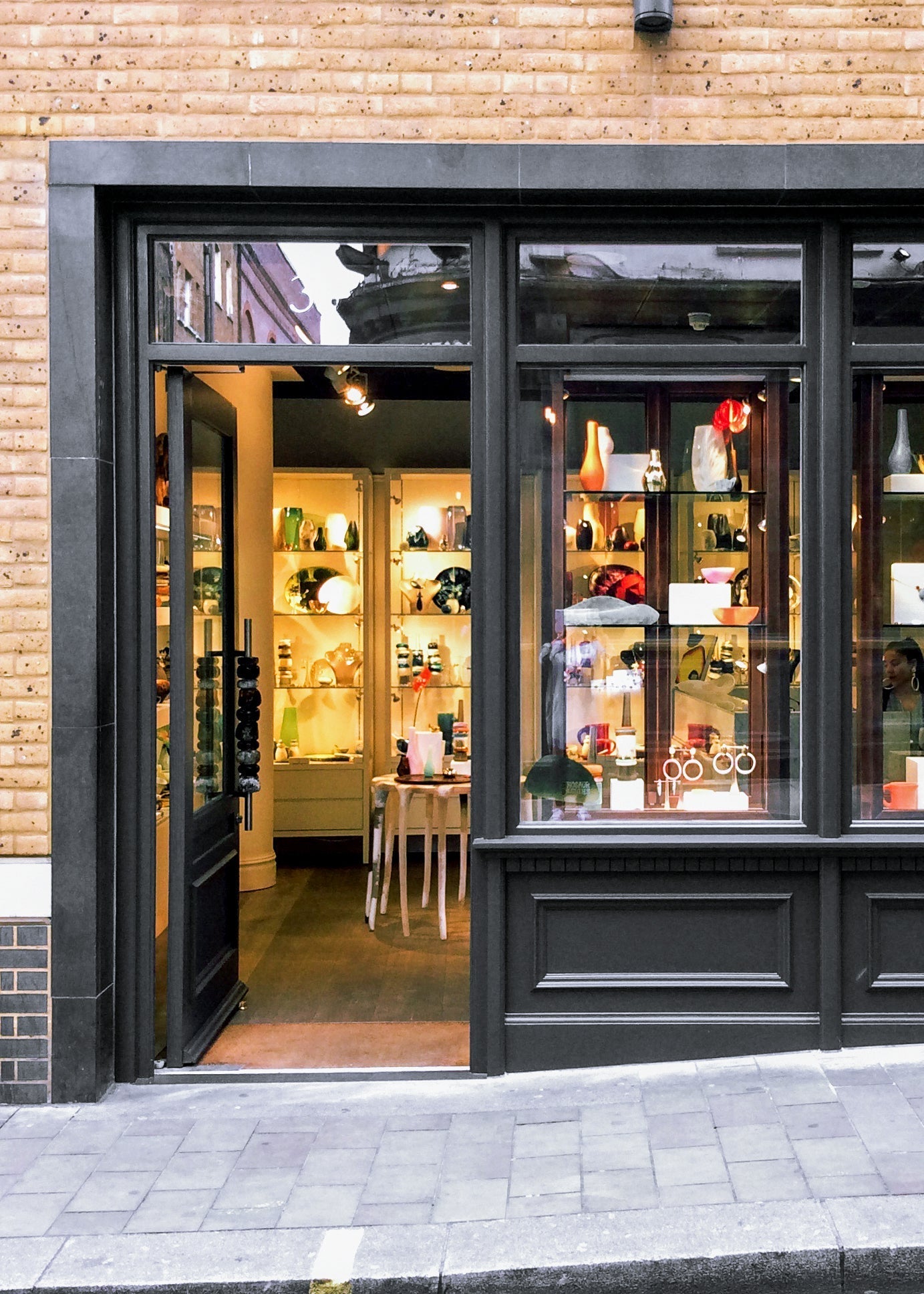 DINOSAUR-DESIGNS-LONDON-STORE